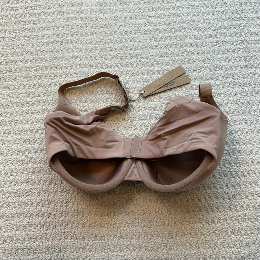 SKIMS Smoothing Intimates Full Coverage Bra 34D - Picture 4 of 8